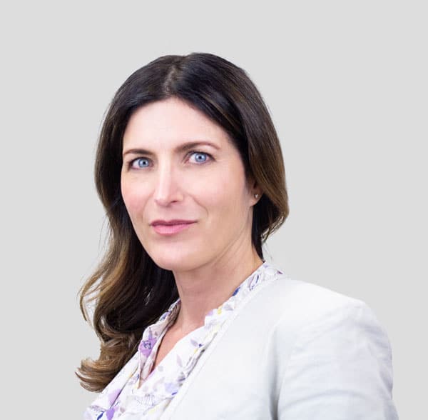 Headshot of Diana Solomon, a Toronto Family Lawyer.